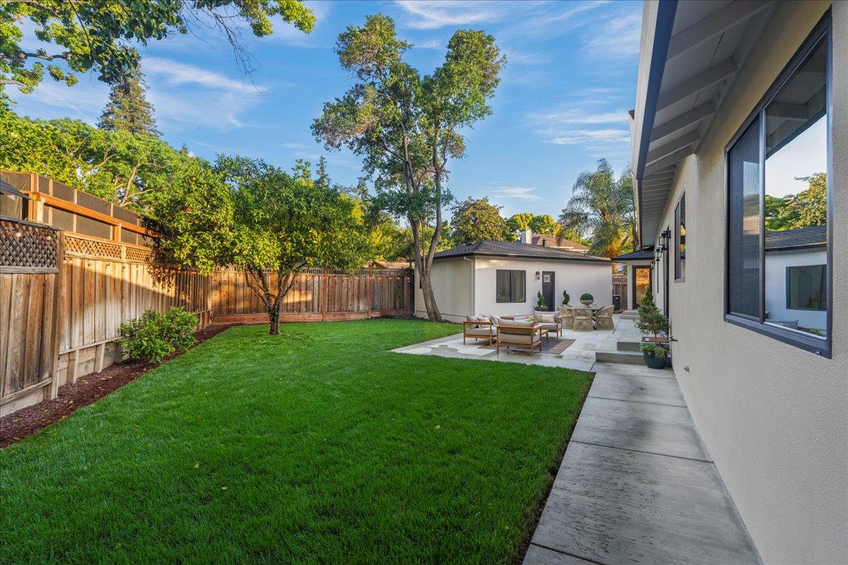 Detail Gallery Image 38 of 69 For 958 Ellis Ave, San Jose,  CA 95125 - 4 Beds | 3/1 Baths
