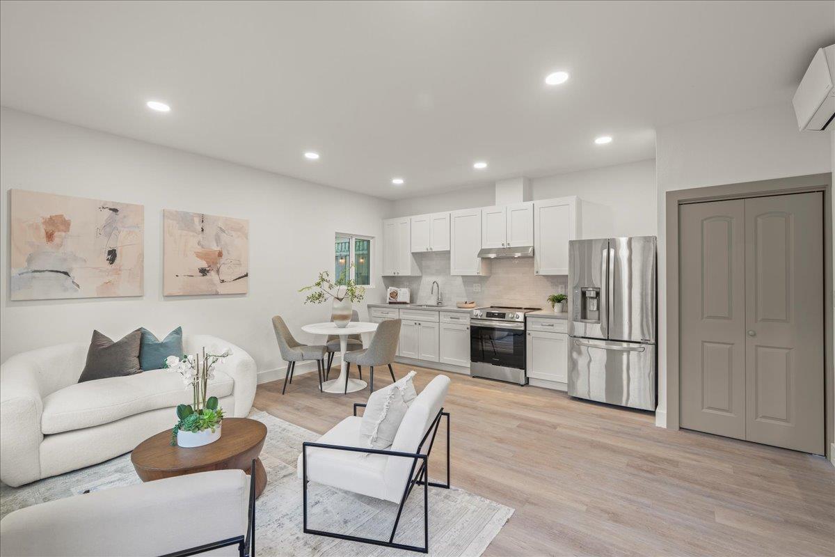 Detail Gallery Image 43 of 69 For 958 Ellis Ave, San Jose,  CA 95125 - 4 Beds | 3/1 Baths