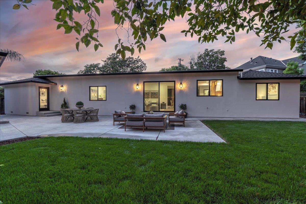 Detail Gallery Image 49 of 69 For 958 Ellis Ave, San Jose,  CA 95125 - 4 Beds | 3/1 Baths