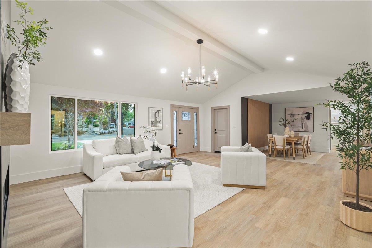 Detail Gallery Image 9 of 69 For 958 Ellis Ave, San Jose,  CA 95125 - 4 Beds | 3/1 Baths