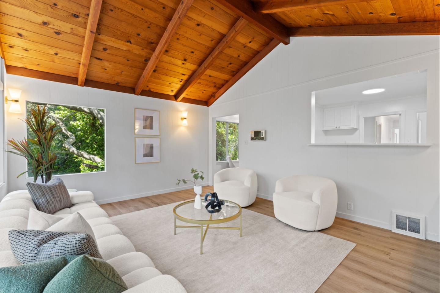 Detail Gallery Image 17 of 36 For 740 Barcelona Dr, Millbrae,  CA 94030 - 4 Beds | 2 Baths