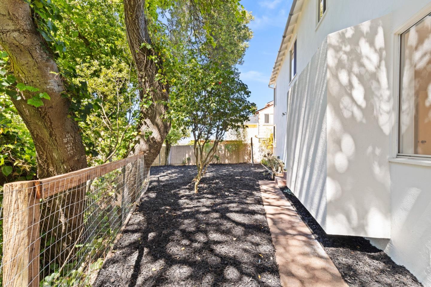 Detail Gallery Image 34 of 36 For 740 Barcelona Dr, Millbrae,  CA 94030 - 4 Beds | 2 Baths