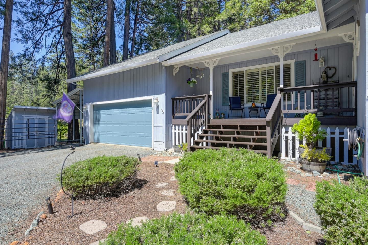Detail Gallery Image 11 of 74 For 20000 Circle View Dr, Pioneer,  CA 95666 - 3 Beds | 2/1 Baths