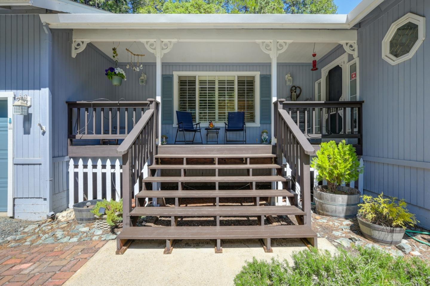 Detail Gallery Image 12 of 74 For 20000 Circle View Dr, Pioneer,  CA 95666 - 3 Beds | 2/1 Baths
