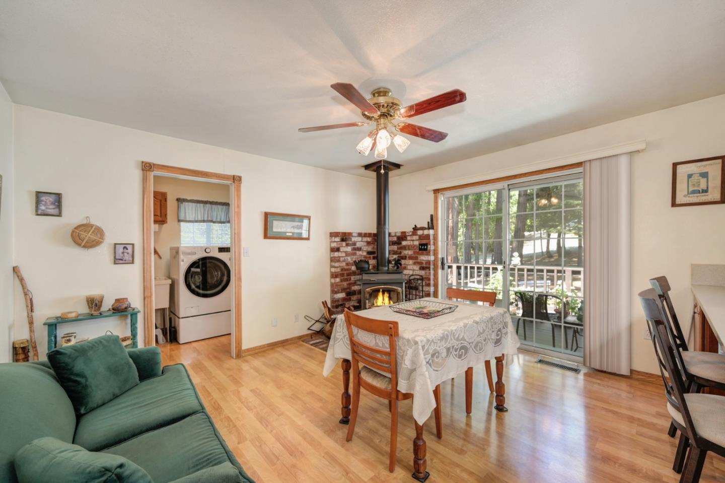 Detail Gallery Image 32 of 74 For 20000 Circle View Dr, Pioneer,  CA 95666 - 3 Beds | 2/1 Baths