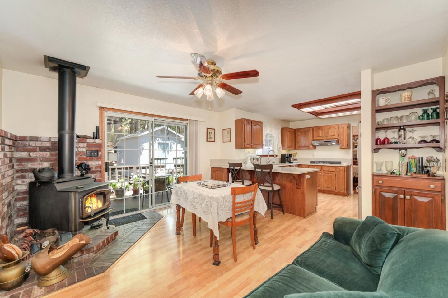 Detail Gallery Image 33 of 74 For 20000 Circle View Dr, Pioneer,  CA 95666 - 3 Beds | 2/1 Baths