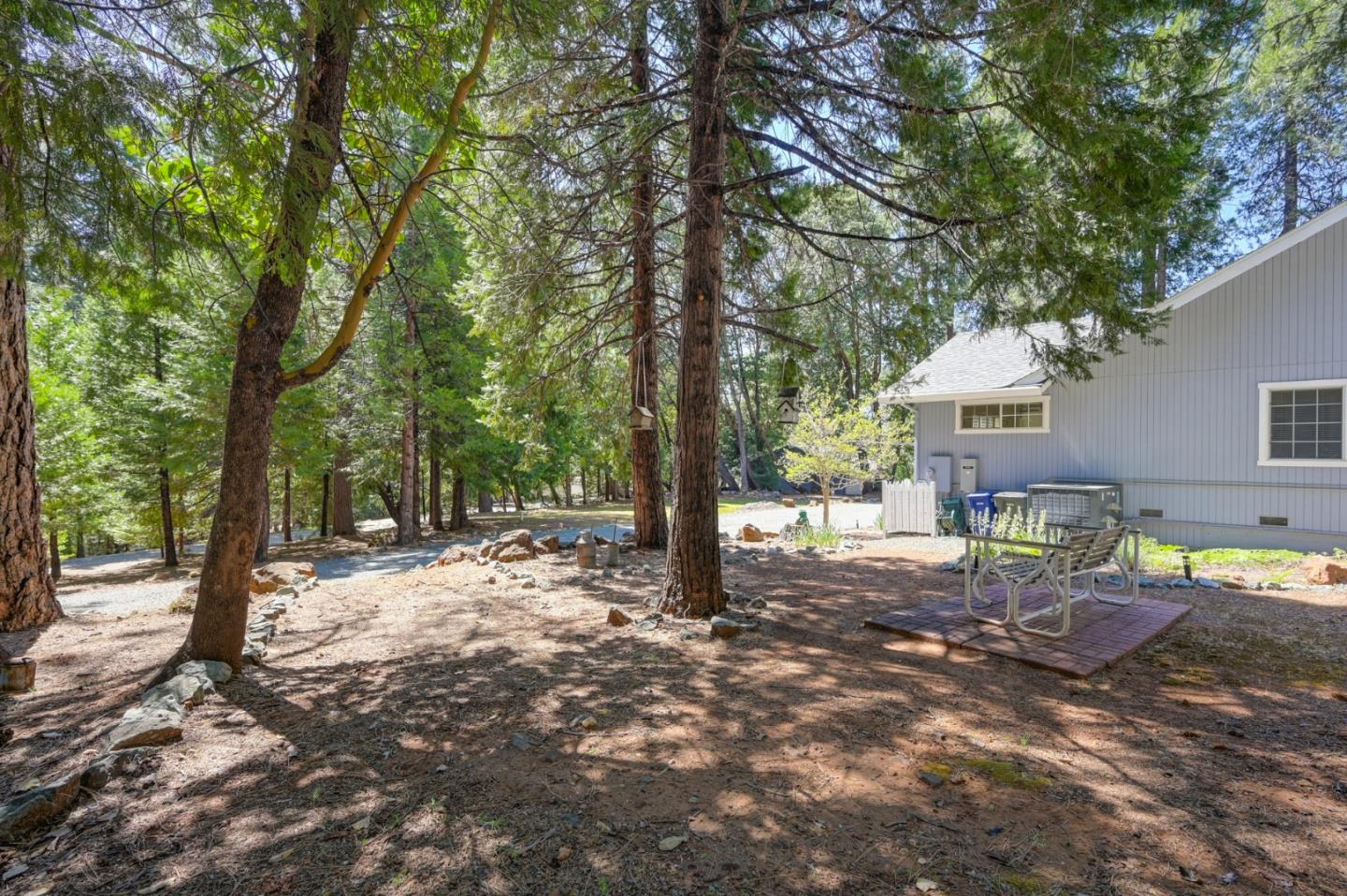 Detail Gallery Image 53 of 74 For 20000 Circle View Dr, Pioneer,  CA 95666 - 3 Beds | 2/1 Baths