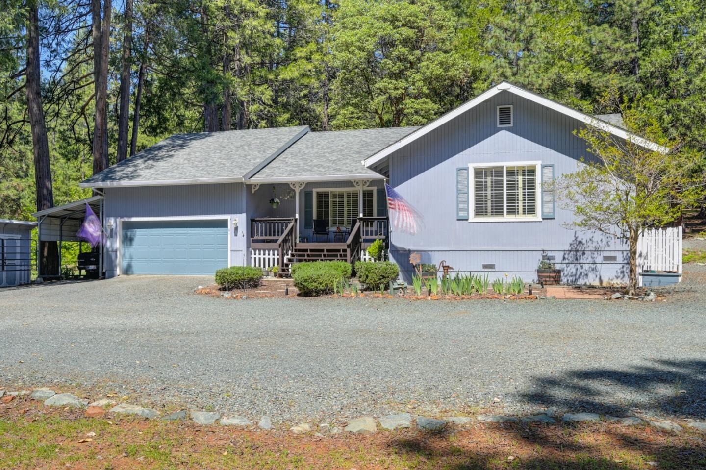 Detail Gallery Image 6 of 74 For 20000 Circle View Dr, Pioneer,  CA 95666 - 3 Beds | 2/1 Baths