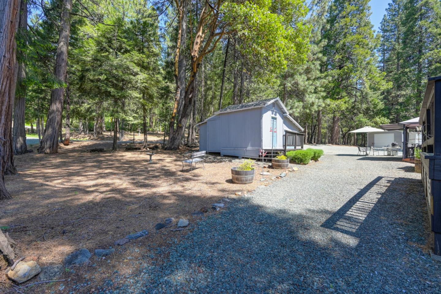 Detail Gallery Image 66 of 74 For 20000 Circle View Dr, Pioneer,  CA 95666 - 3 Beds | 2/1 Baths