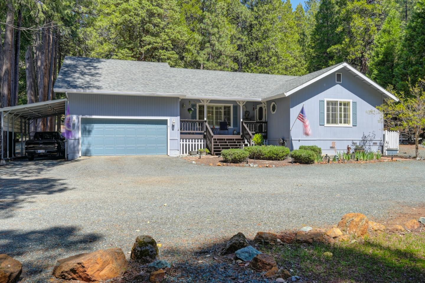 Detail Gallery Image 8 of 74 For 20000 Circle View Dr, Pioneer,  CA 95666 - 3 Beds | 2/1 Baths