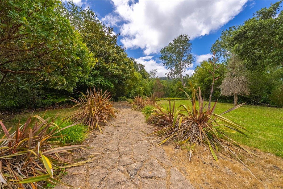 Detail Gallery Image 6 of 16 For 26450 via Mallorca, Carmel,  CA 93923 - 3 Beds | 2/1 Baths