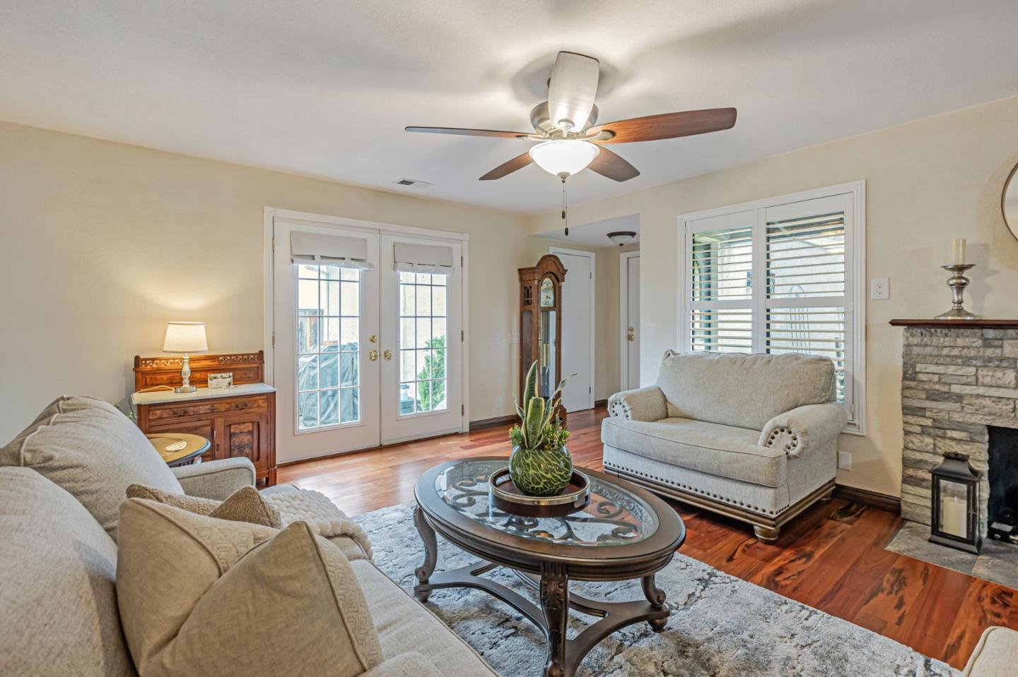 Detail Gallery Image 6 of 44 For 381 Curie, San Jose,  CA 95123 - 3 Beds | 2 Baths