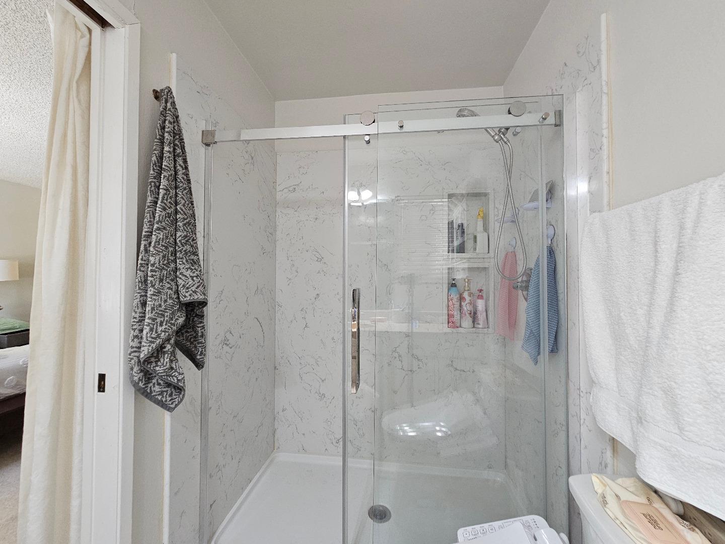 Detail Gallery Image 14 of 29 For 1032 Adobe Creek Ct, San Jose,  CA 95127 - 3 Beds | 2 Baths