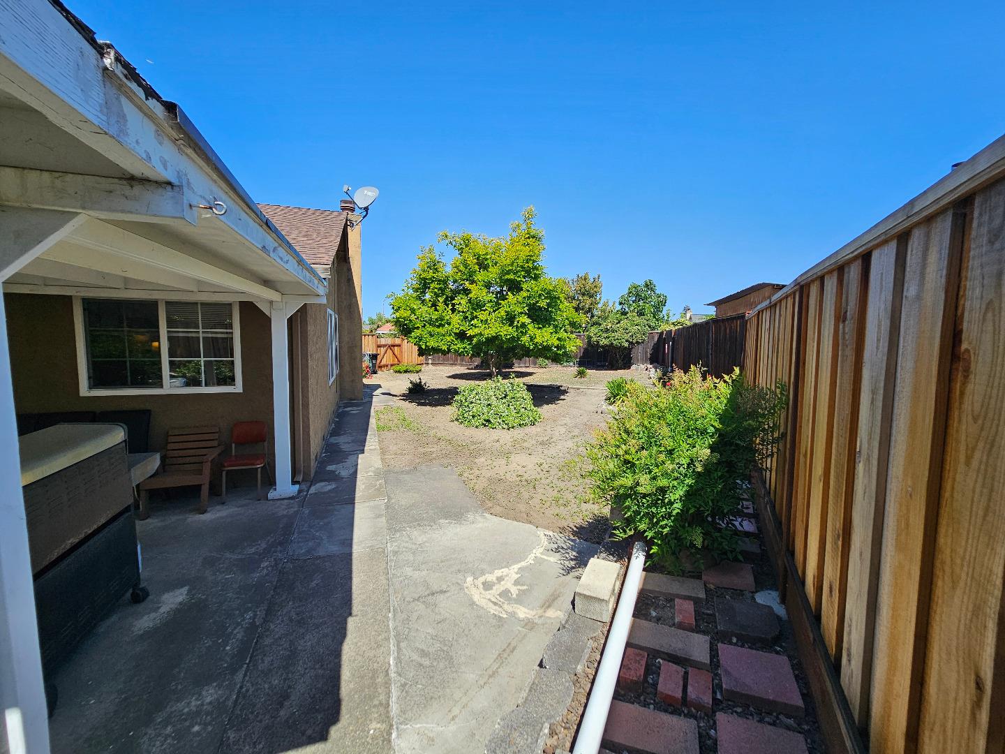 Detail Gallery Image 21 of 29 For 1032 Adobe Creek Ct, San Jose,  CA 95127 - 3 Beds | 2 Baths