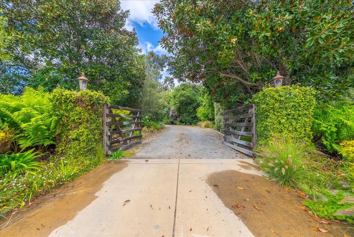 Detail Gallery Image 4 of 9 For 26440 via Mallorca, Carmel,  CA 93923 - – Beds | – Baths