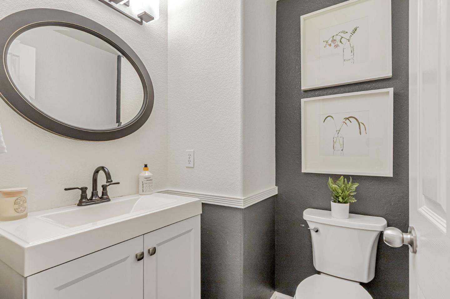 Detail Gallery Image 19 of 44 For 407 Camille Cir #16,  San Jose,  CA 95134 - 3 Beds | 2/1 Baths