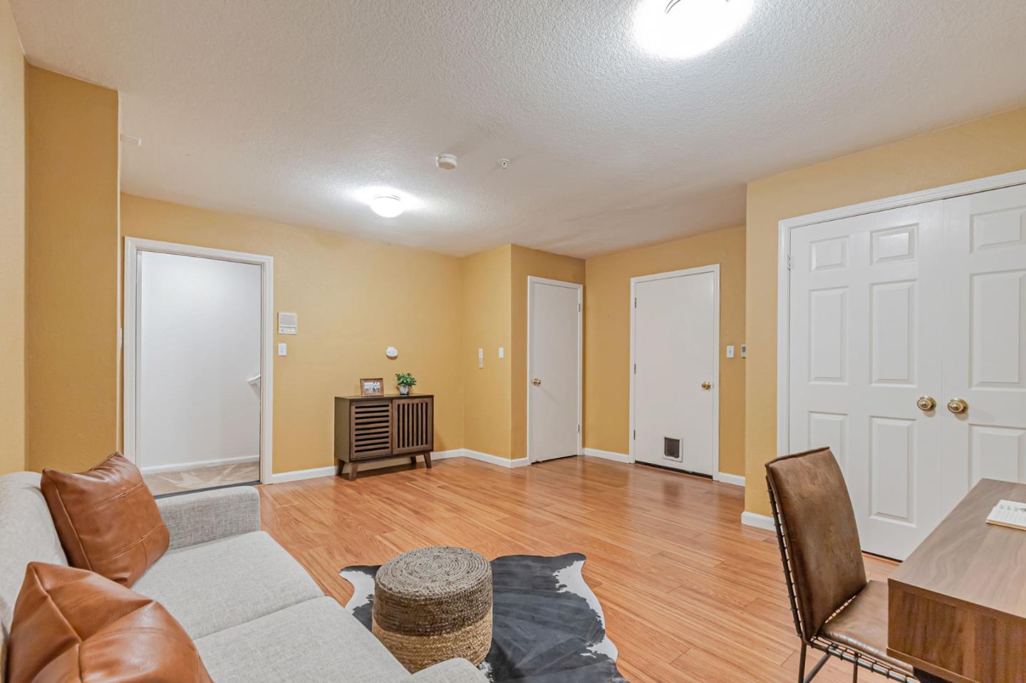Detail Gallery Image 20 of 44 For 407 Camille Cir #16,  San Jose,  CA 95134 - 3 Beds | 2/1 Baths
