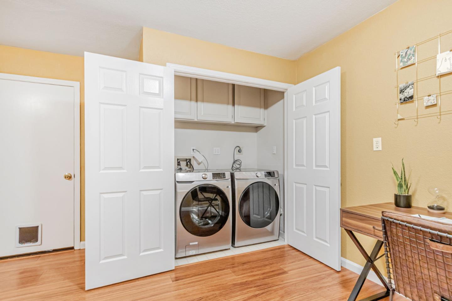 Detail Gallery Image 22 of 44 For 407 Camille Cir #16,  San Jose,  CA 95134 - 3 Beds | 2/1 Baths