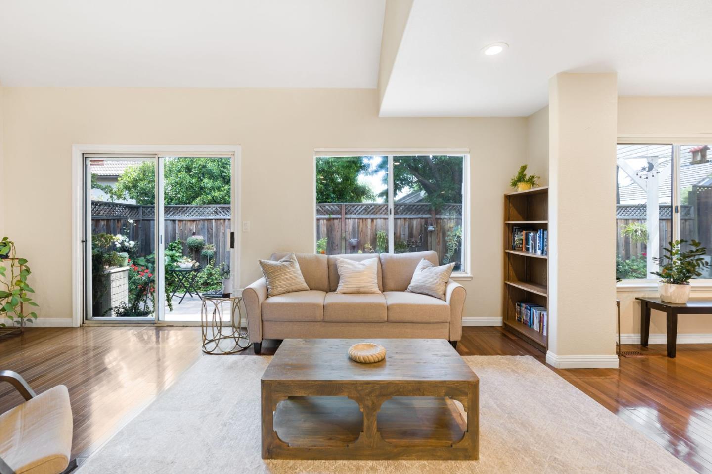 Detail Gallery Image 21 of 56 For 17992 Hillwood Ln, Morgan Hill,  CA 95037 - 4 Beds | 2/1 Baths