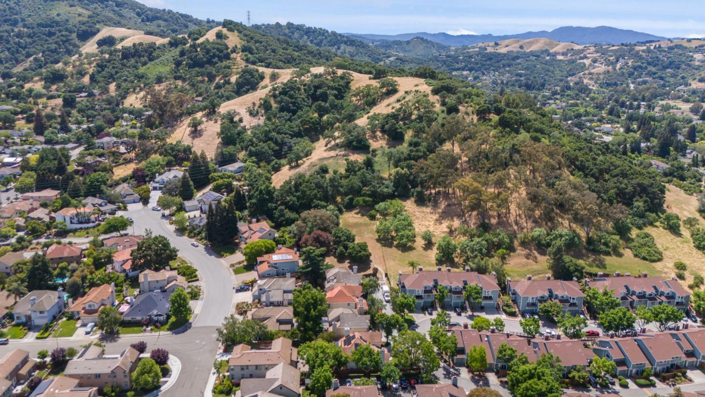 Detail Gallery Image 53 of 56 For 17992 Hillwood Ln, Morgan Hill,  CA 95037 - 4 Beds | 2/1 Baths
