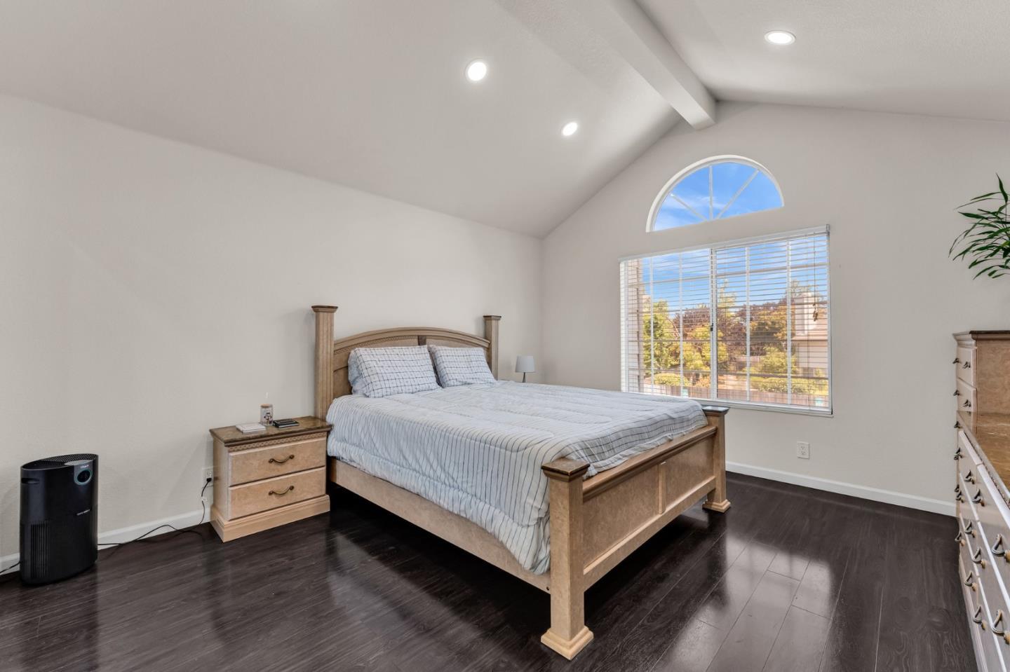 Detail Gallery Image 23 of 49 For 4438 Calypso Ter, Fremont,  CA 94555 - 4 Beds | 2/1 Baths