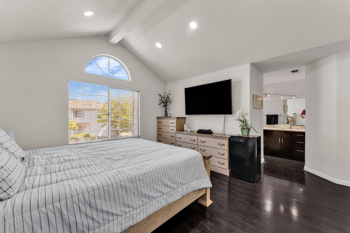 Detail Gallery Image 24 of 49 For 4438 Calypso Ter, Fremont,  CA 94555 - 4 Beds | 2/1 Baths