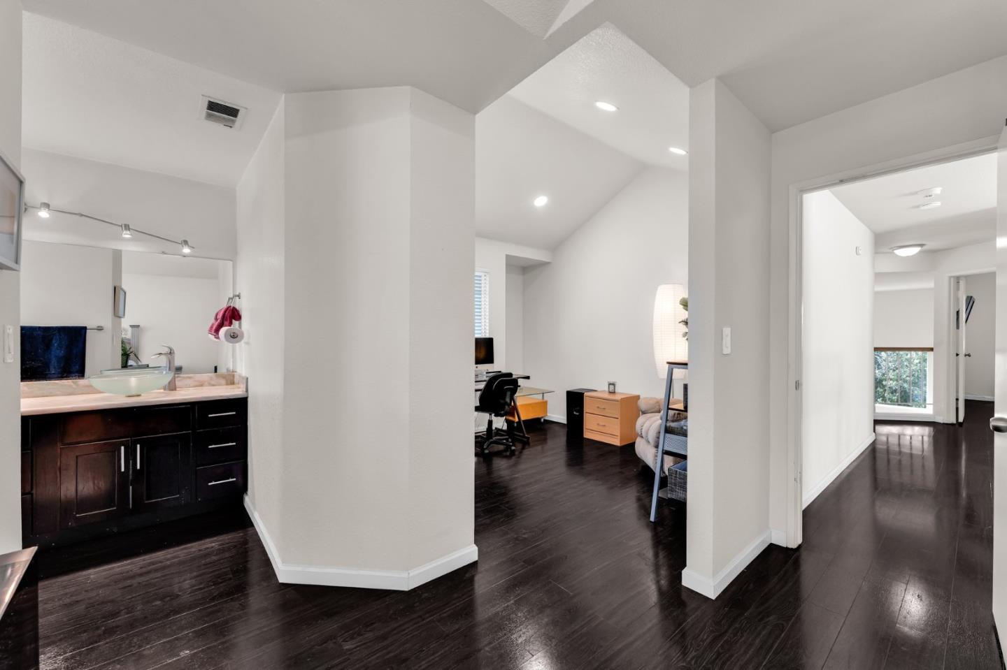 Detail Gallery Image 33 of 49 For 4438 Calypso Ter, Fremont,  CA 94555 - 4 Beds | 2/1 Baths