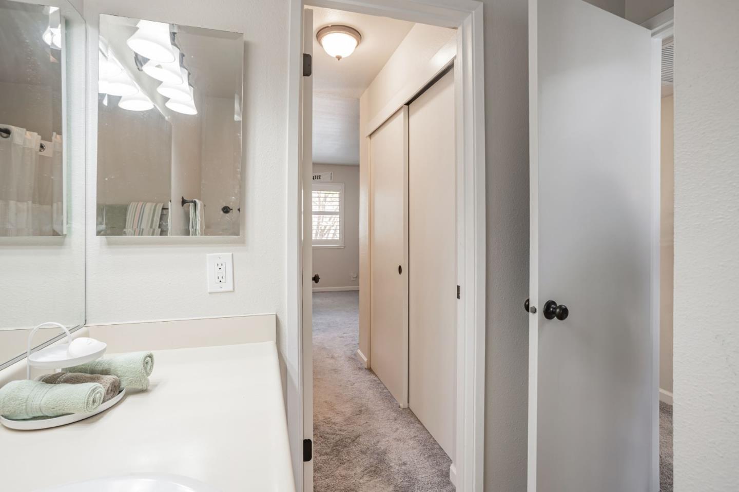 Detail Gallery Image 23 of 43 For 3090 Woods Cir, Davis,  CA 95616 - 2 Beds | 1/1 Baths