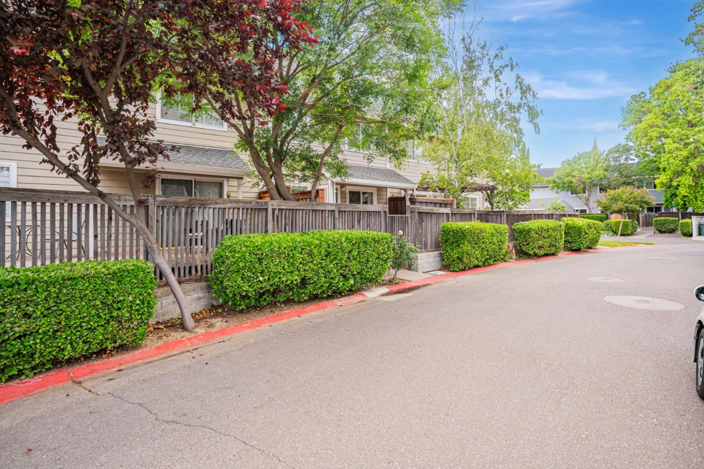Detail Gallery Image 3 of 43 For 3090 Woods Cir, Davis,  CA 95616 - 2 Beds | 1/1 Baths