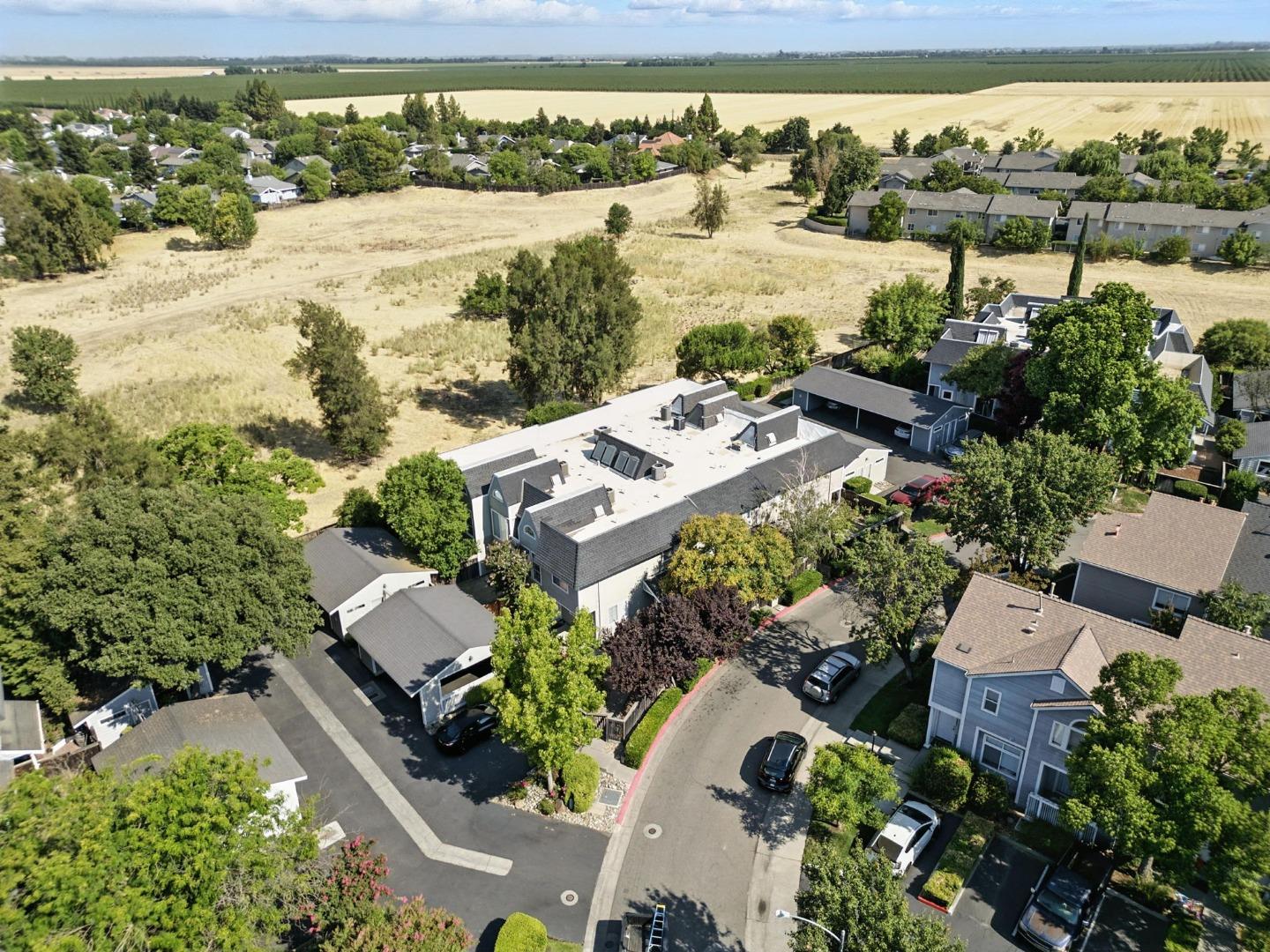Detail Gallery Image 44 of 61 For 3090 Woods Cir, Davis,  CA 95616 - 2 Beds | 1/1 Baths