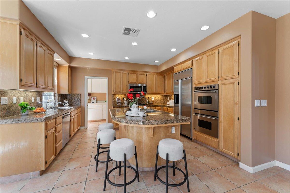 Detail Gallery Image 14 of 56 For 1173 S Chanterella Dr, San Ramon,  CA 94582 - 4 Beds | 3 Baths