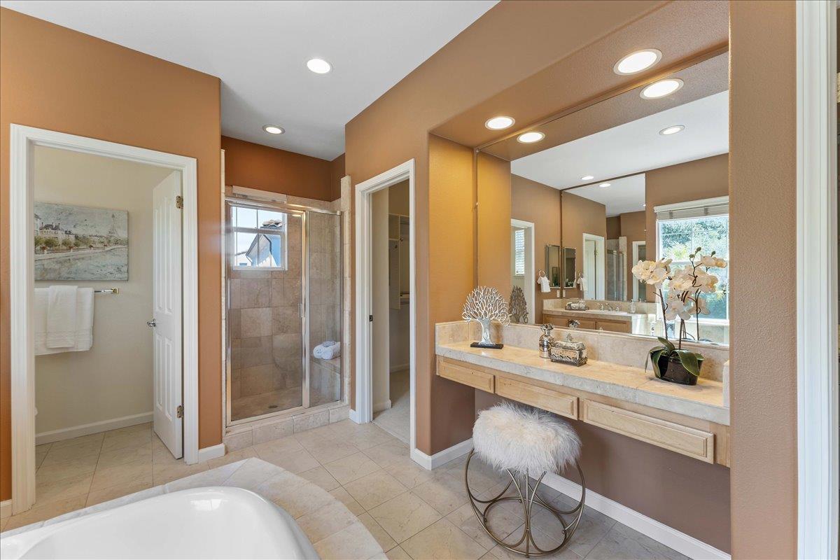 Detail Gallery Image 31 of 56 For 1173 S Chanterella Dr, San Ramon,  CA 94582 - 4 Beds | 3 Baths
