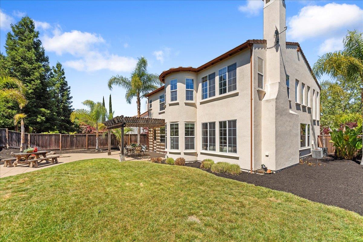 Detail Gallery Image 41 of 56 For 1173 S Chanterella Dr, San Ramon,  CA 94582 - 4 Beds | 3 Baths