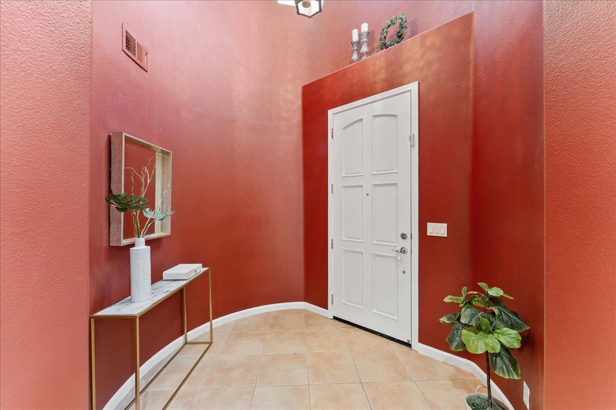 Detail Gallery Image 6 of 56 For 1173 S Chanterella Dr, San Ramon,  CA 94582 - 4 Beds | 3 Baths