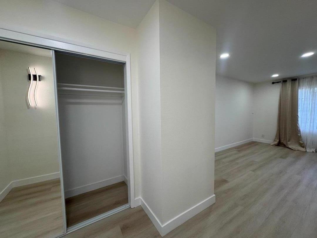 Detail Gallery Image 10 of 21 For 5361 Cribari Dell, San Jose,  CA 95135 - 2 Beds | 2 Baths