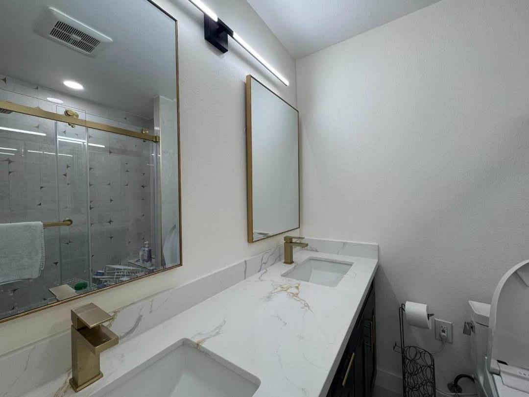 Detail Gallery Image 15 of 21 For 5361 Cribari Dell, San Jose,  CA 95135 - 2 Beds | 2 Baths