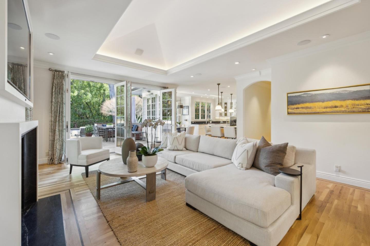 Detail Gallery Image 13 of 44 For 3295 Woodside Rd, Woodside,  CA 94062 - 4 Beds | 4/1 Baths