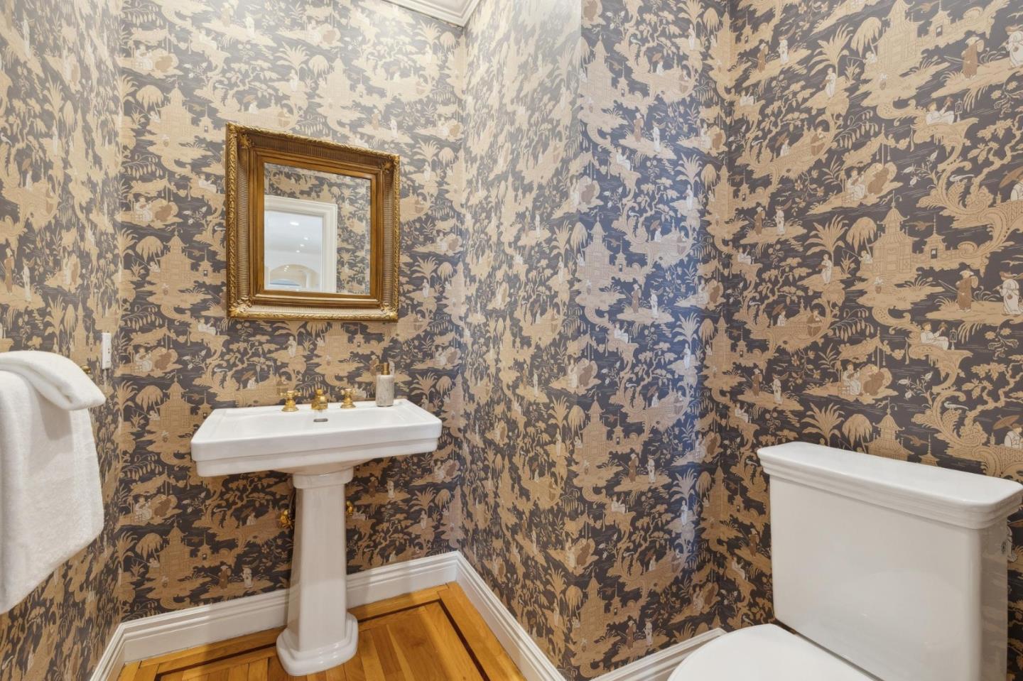 Detail Gallery Image 16 of 44 For 3295 Woodside Rd, Woodside,  CA 94062 - 4 Beds | 4/1 Baths