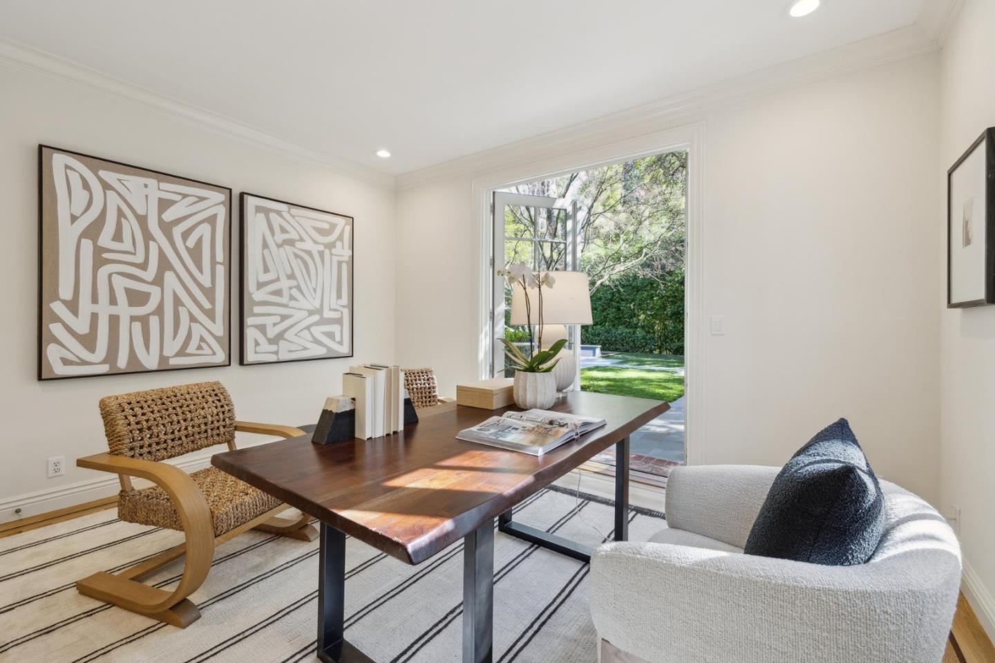 Detail Gallery Image 17 of 44 For 3295 Woodside Rd, Woodside,  CA 94062 - 4 Beds | 4/1 Baths