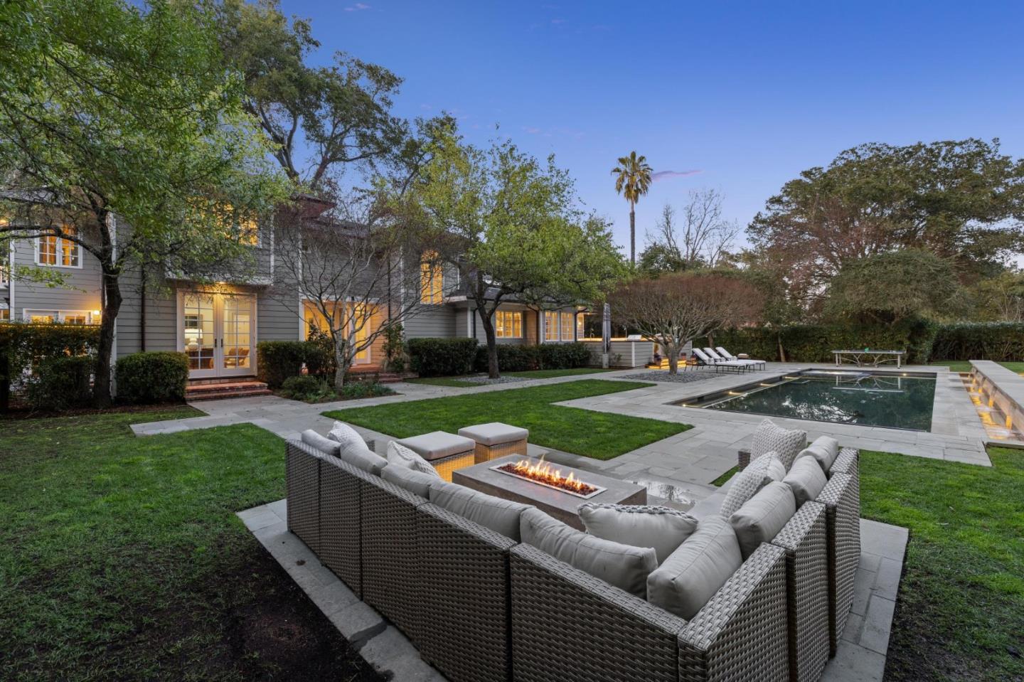 Detail Gallery Image 2 of 44 For 3295 Woodside Rd, Woodside,  CA 94062 - 4 Beds | 4/1 Baths