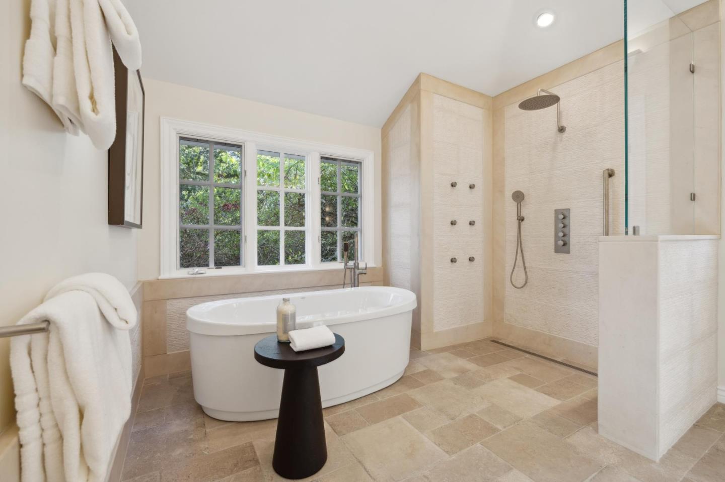 Detail Gallery Image 21 of 44 For 3295 Woodside Rd, Woodside,  CA 94062 - 4 Beds | 4/1 Baths