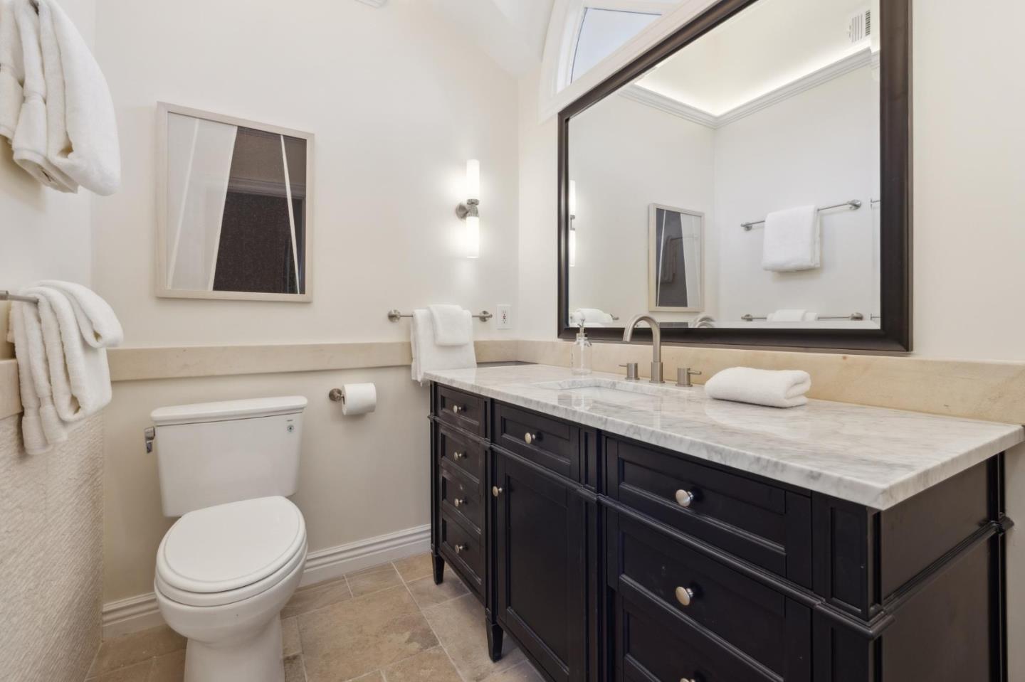 Detail Gallery Image 25 of 44 For 3295 Woodside Rd, Woodside,  CA 94062 - 4 Beds | 4/1 Baths