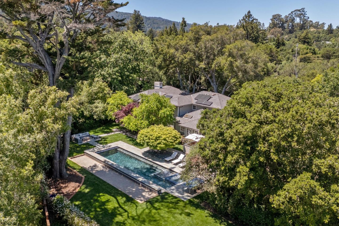 Detail Gallery Image 45 of 57 For 3295 Woodside Rd, Woodside,  CA 94062 - 4 Beds | 4/1 Baths