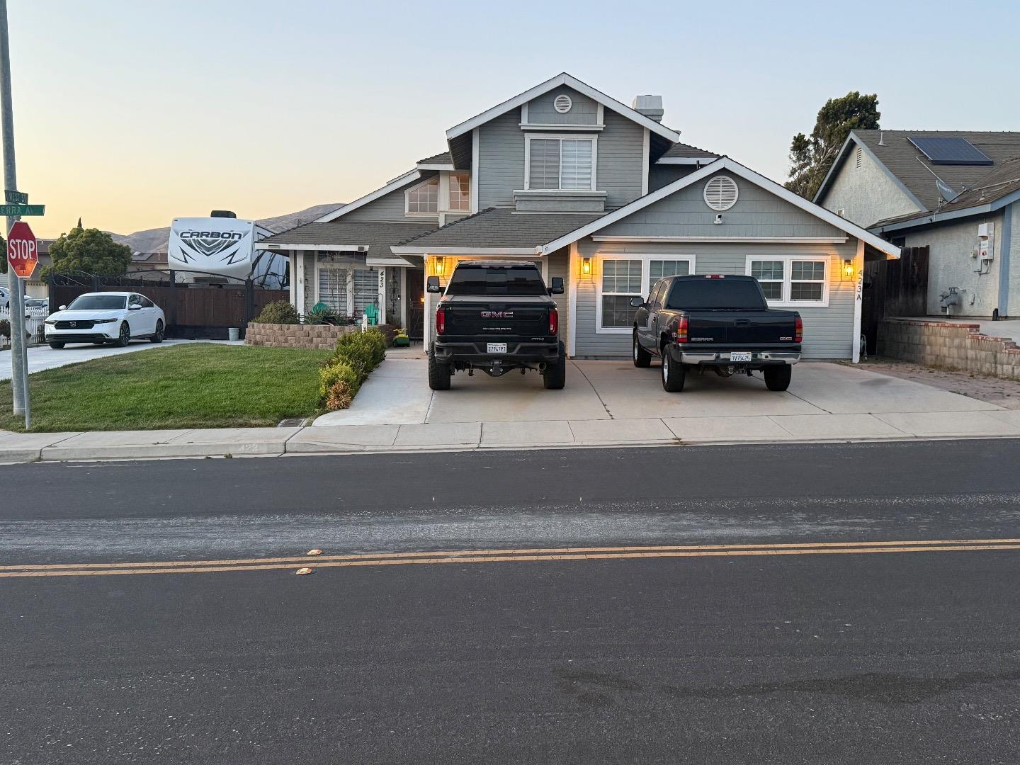 Detail Gallery Image 1 of 10 For 423 Tierra Ave, Soledad,  CA 93960 - 4 Beds | 3 Baths