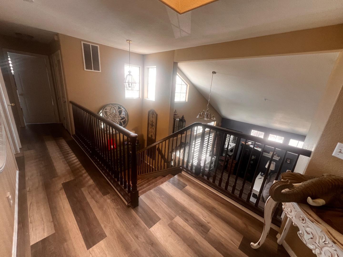 Detail Gallery Image 12 of 23 For 423 Tierra Ave, Soledad,  CA 93960 - 4 Beds | 3 Baths