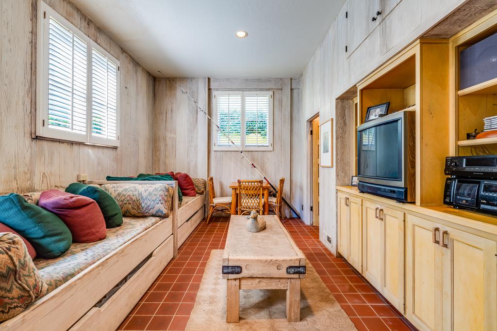 Detail Gallery Image 16 of 34 For 749 Las Olas Dr, Aptos,  CA 95003 - 5 Beds | 4/1 Baths
