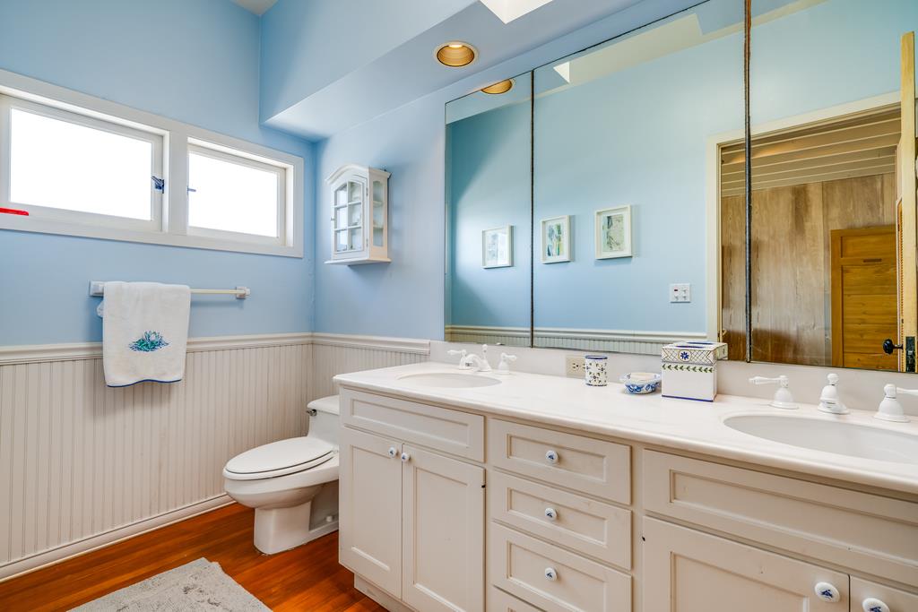 Detail Gallery Image 21 of 34 For 749 Las Olas Dr, Aptos,  CA 95003 - 5 Beds | 4/1 Baths