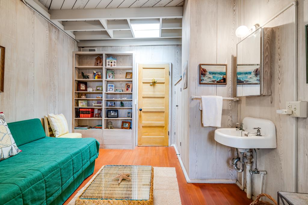 Detail Gallery Image 22 of 34 For 749 Las Olas Dr, Aptos,  CA 95003 - 5 Beds | 4/1 Baths