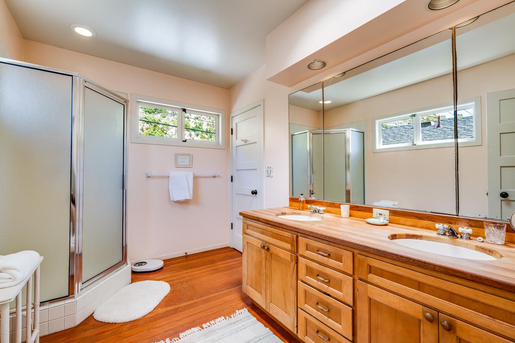 Detail Gallery Image 24 of 34 For 749 Las Olas Dr, Aptos,  CA 95003 - 5 Beds | 4/1 Baths