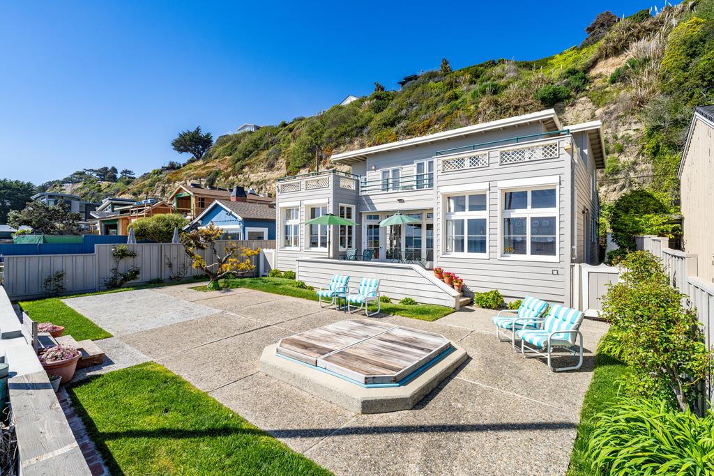 Detail Gallery Image 29 of 34 For 749 Las Olas Dr, Aptos,  CA 95003 - 5 Beds | 4/1 Baths